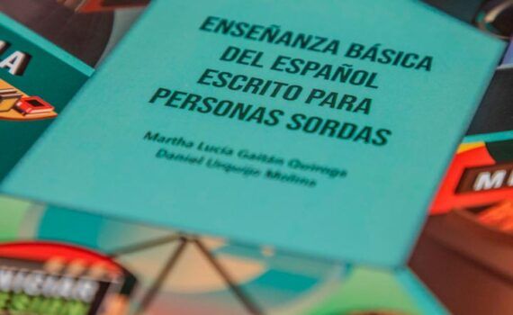 Enseñanza básica del español escrito para personas sordas